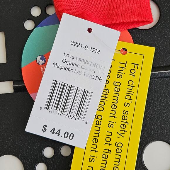 Magnetic Me Baby Organic Valentine Hearts Two Piece Pajama Set | 9-12 Months - Picture 11 of 12